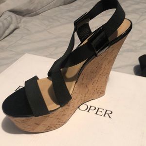 Black patent cork wedges